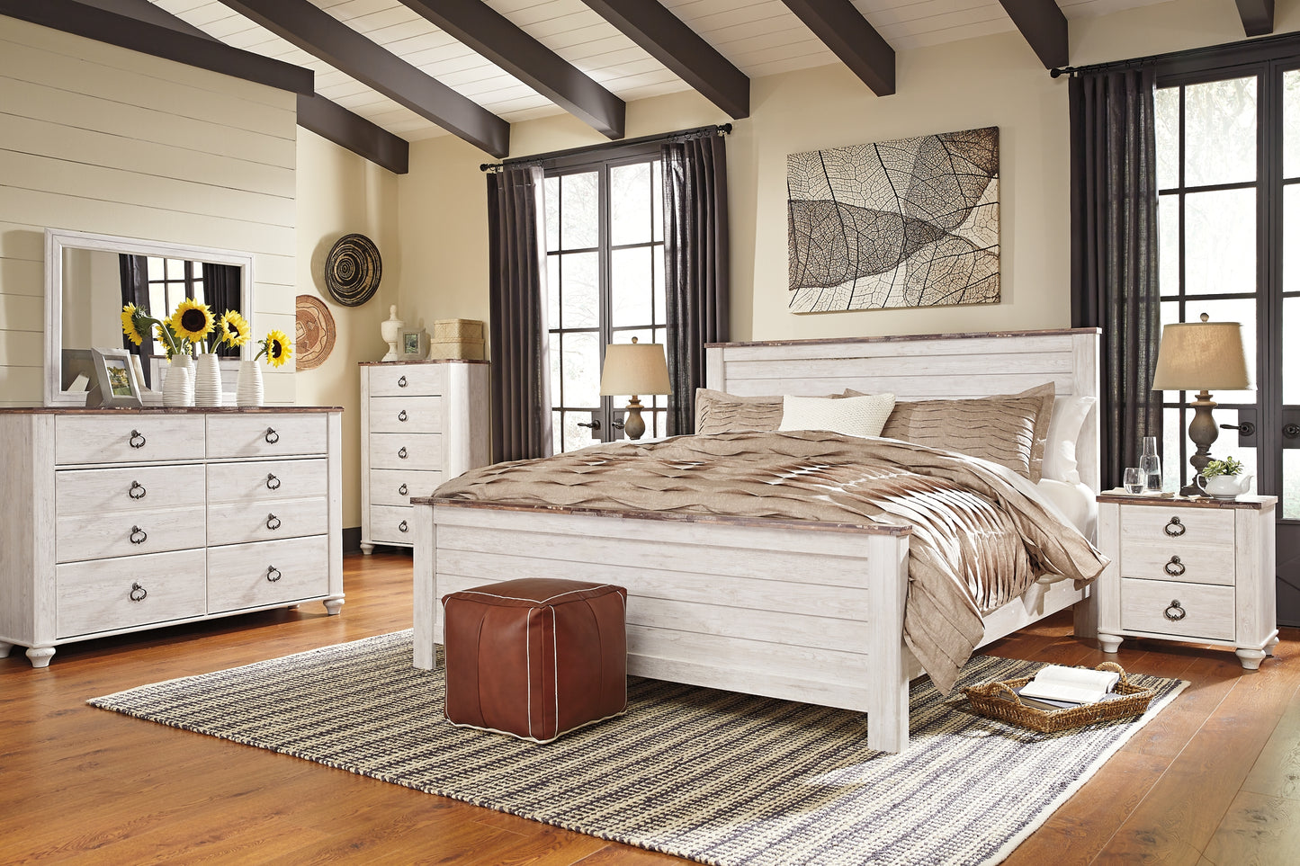 Willowton Panel Bed