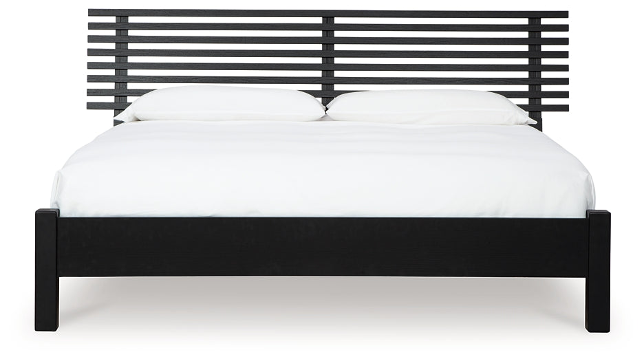 Danziar Slat Panel Bed