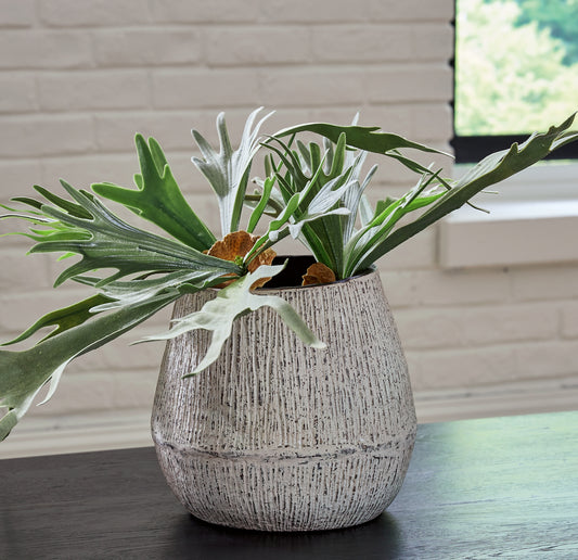 Claymount Vase